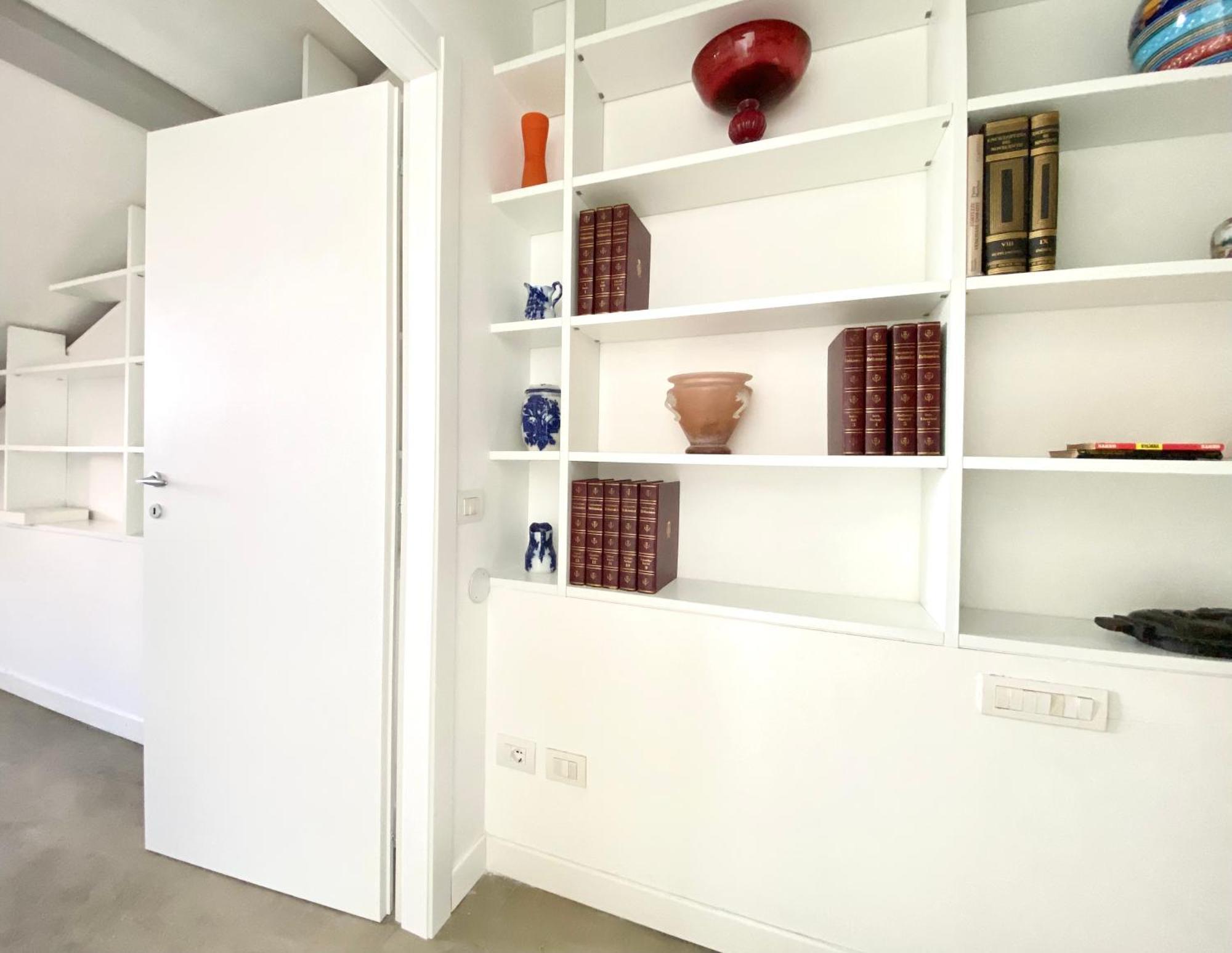 Sant Ambrogio Courtyard Room In Shared Flat Milaan Buitenkant foto